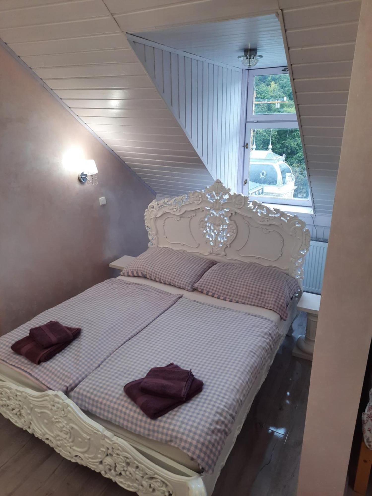 Fantasy Apartment การ์โลวีวารี ภายนอก รูปภาพ